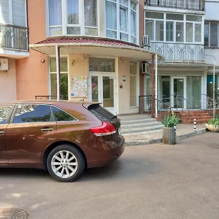 Apartment Prestige & Sea Odesa